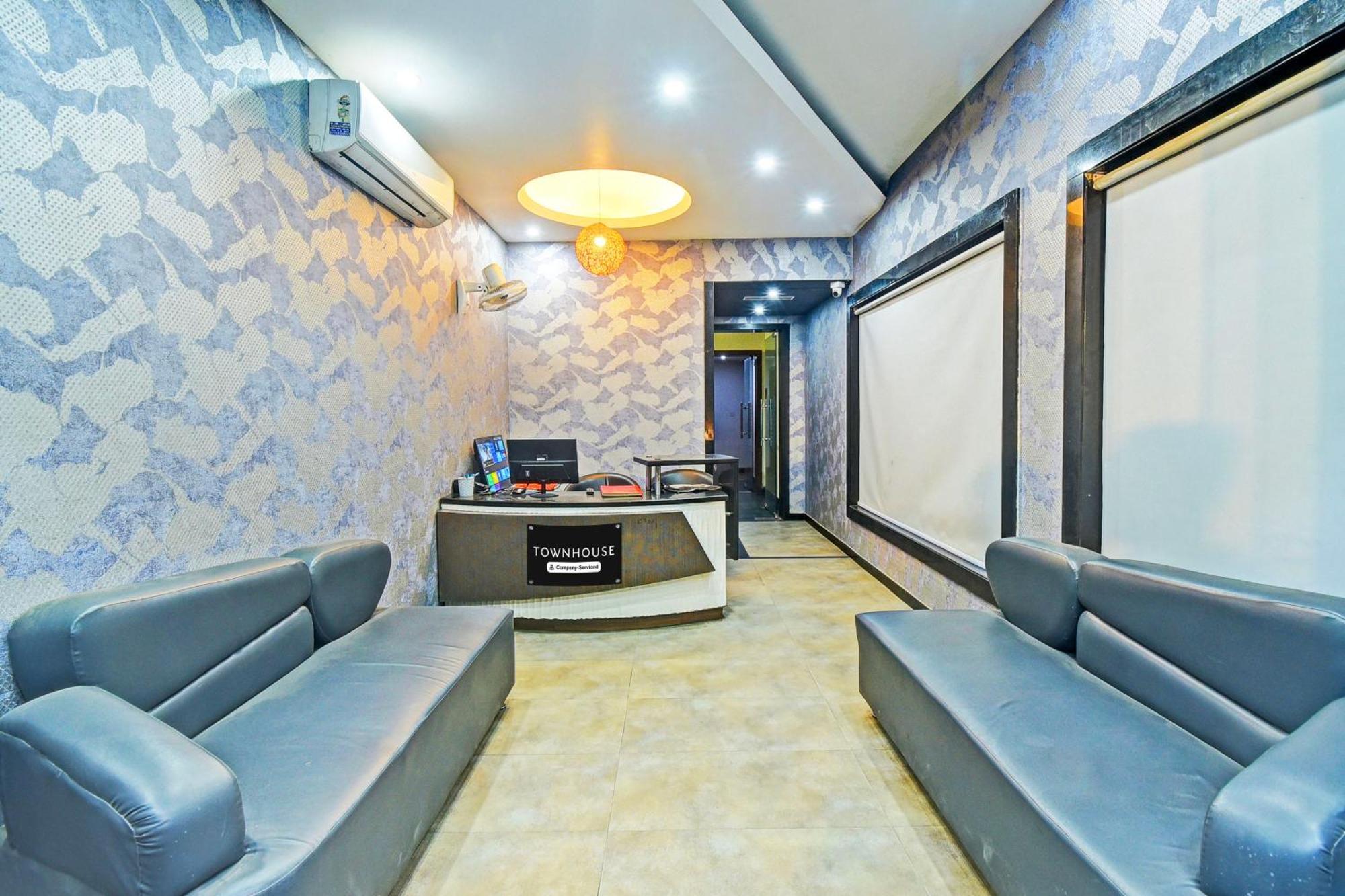 Super Townhouse Amrapali Circle Formerly Hotel Aqua Jaipur Luaran gambar