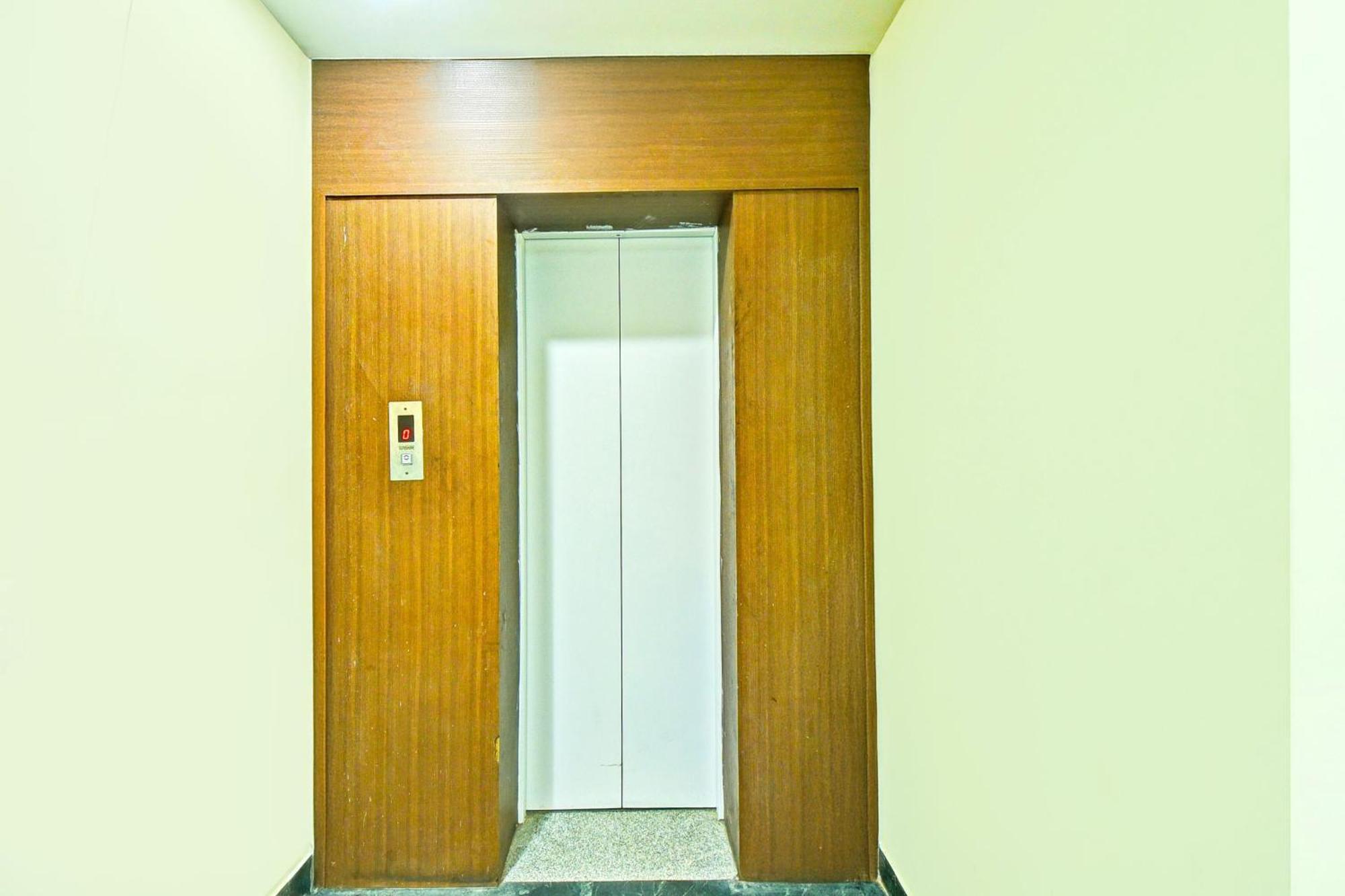 Super Townhouse Amrapali Circle Formerly Hotel Aqua Jaipur Luaran gambar