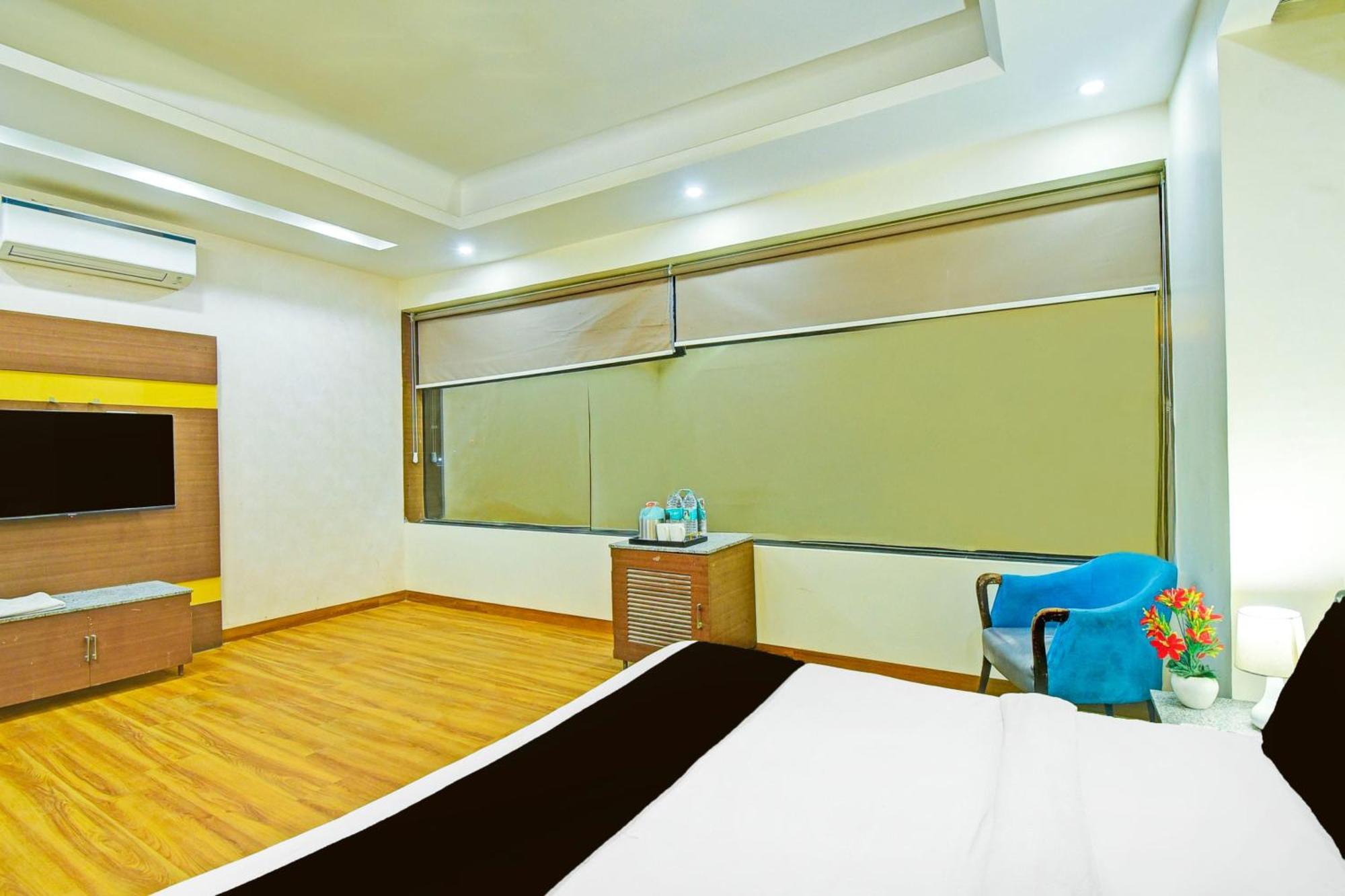 Super Townhouse Amrapali Circle Formerly Hotel Aqua Jaipur Luaran gambar